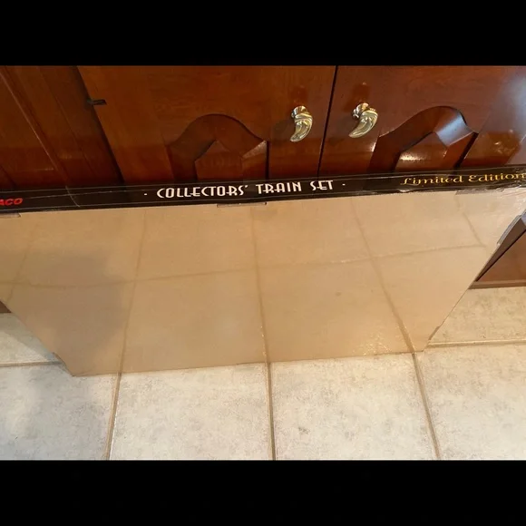 ***ONE LEFT*** Texaco Collectors Train Set Limited Edition - Picture 2 of 2